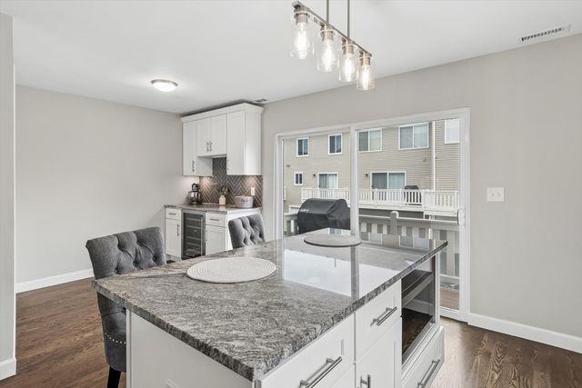 2779 Woodmere Drive 2779, Darien, IL 60561