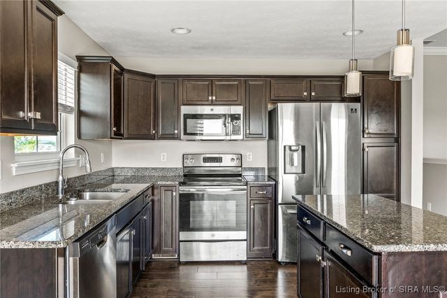 3802 Carnation Court, Jeffersonville, IN 47130