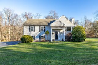 41 Overlook Drive, New Milford, CT 06776