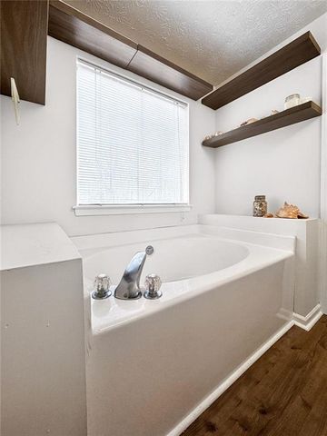 846 Campbell Rd, Covington, GA 30014