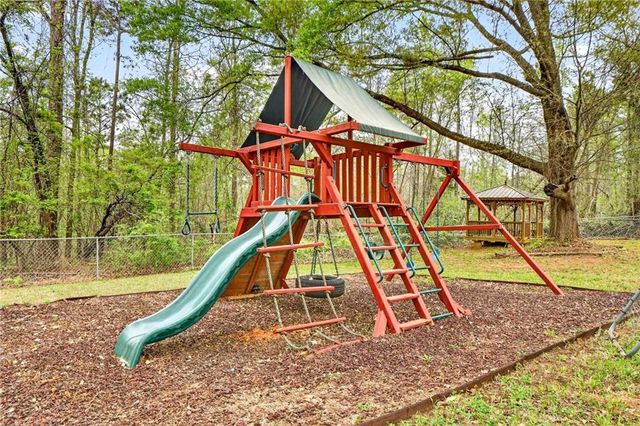 846 Campbell Rd, Covington, GA 30014