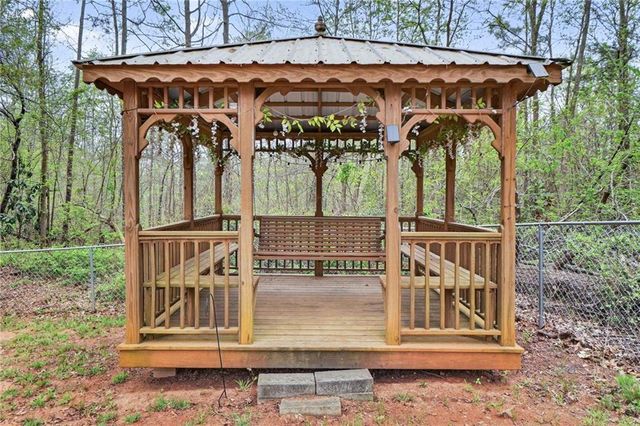 846 Campbell Rd, Covington, GA 30014