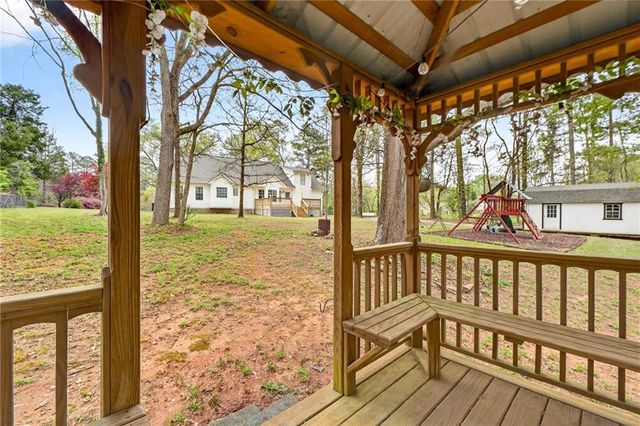 846 Campbell Rd, Covington, GA 30014