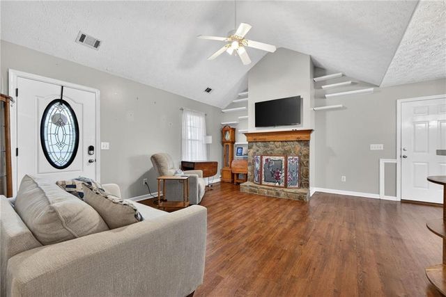 846 Campbell Rd, Covington, GA 30014