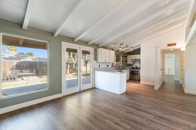 1004 E Myrtle Street, Hanford, CA 93230