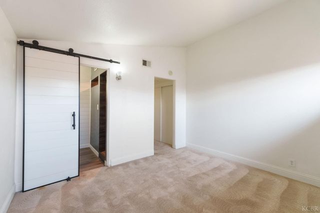 1004 E Myrtle Street, Hanford, CA 93230