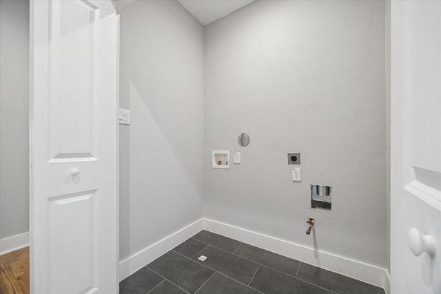 1003 E 28th Street, Houston, TX 77009