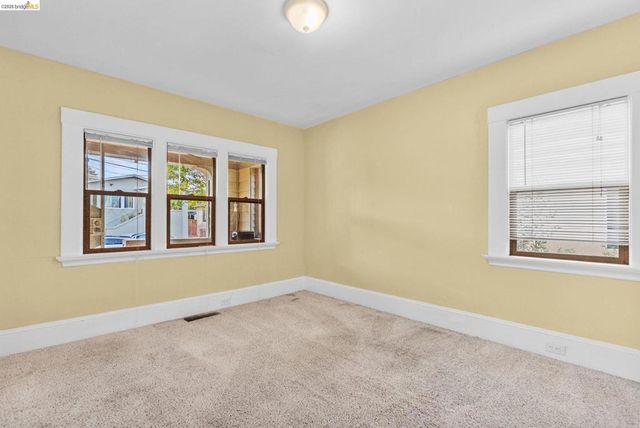 3275 Hyde, Oakland, CA 94601