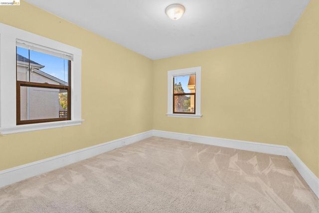 3275 Hyde, Oakland, CA 94601