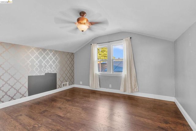 3275 Hyde, Oakland, CA 94601