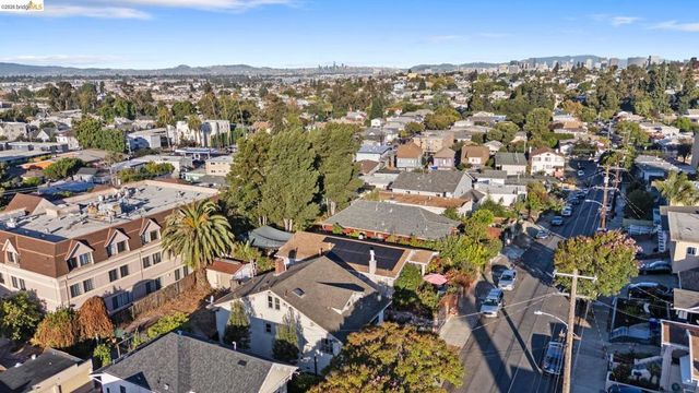 3275 Hyde, Oakland, CA 94601