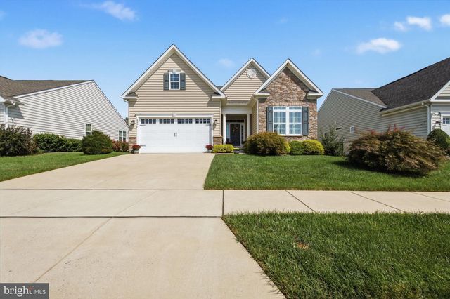 646 SWANSEA DR, Middletown, DE 19709