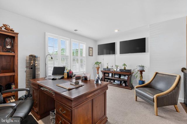 646 SWANSEA DR, Middletown, DE 19709