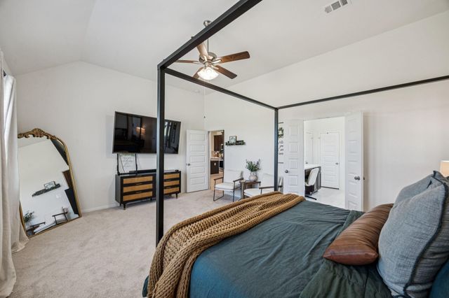 200 Valley Ranch Trail, Dayton, TX 77535