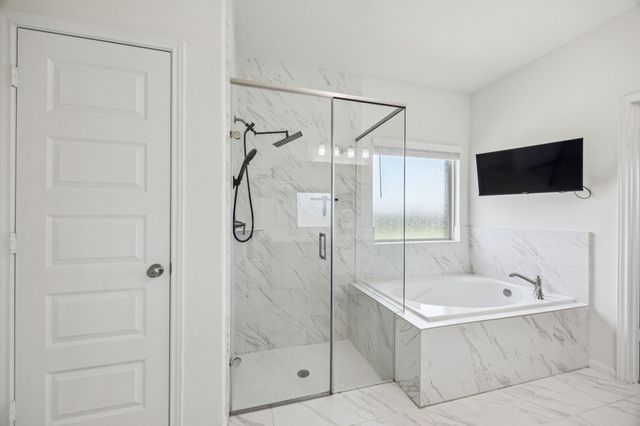 200 Valley Ranch Trail, Dayton, TX 77535