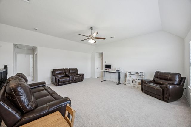 200 Valley Ranch Trail, Dayton, TX 77535