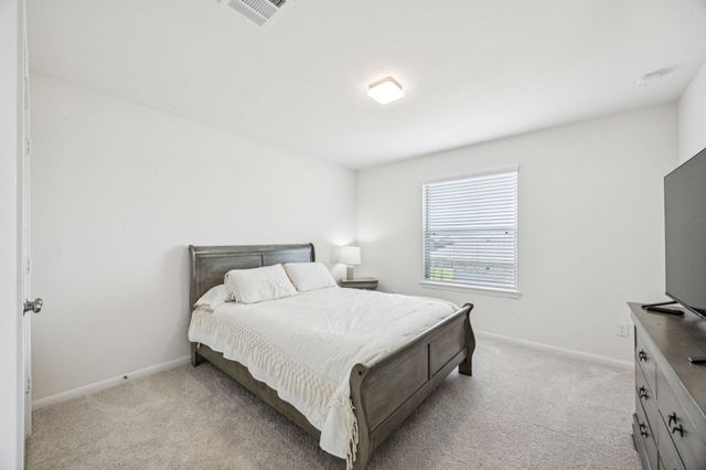 200 Valley Ranch Trail, Dayton, TX 77535