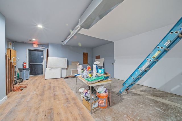 81 W Jefferson Street, Joliet, IL 60432