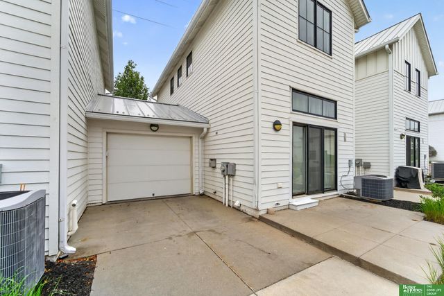 620 Pierce Street, Omaha, NE 68108