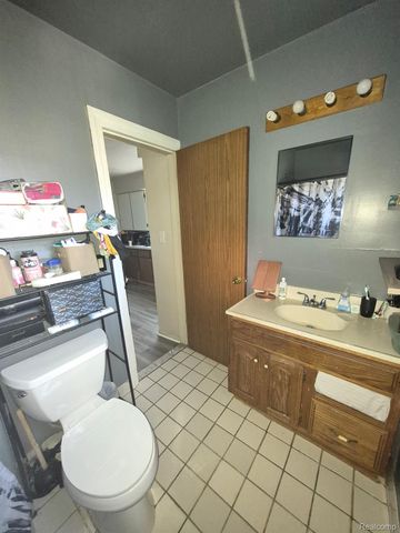 300 2nd Street, Wyandotte, MI 48192