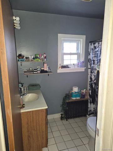 300 2nd Street, Wyandotte, MI 48192