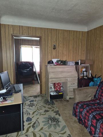 300 2nd Street, Wyandotte, MI 48192