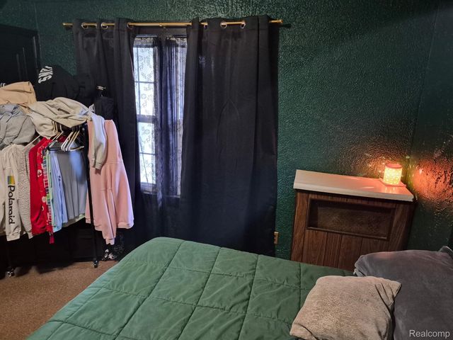 300 2nd Street, Wyandotte, MI 48192