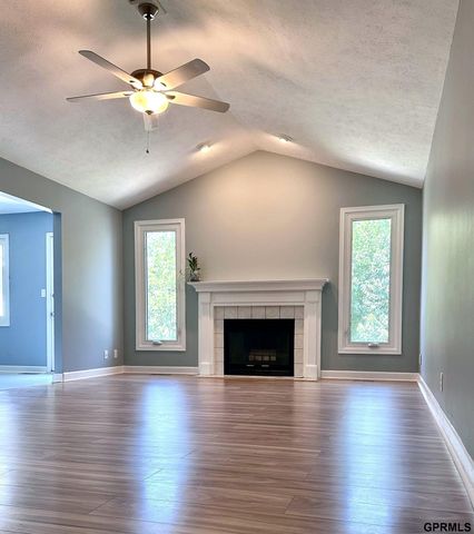 3322 Canyon Road, Lincoln, NE 68516
