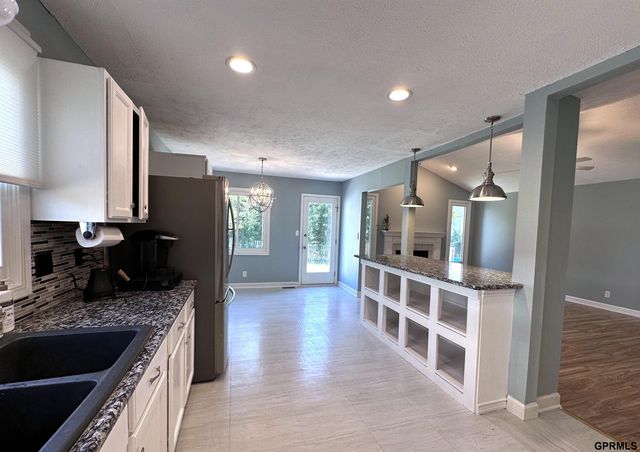3322 Canyon Road, Lincoln, NE 68516