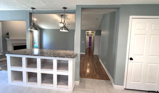 3322 Canyon Road, Lincoln, NE 68516