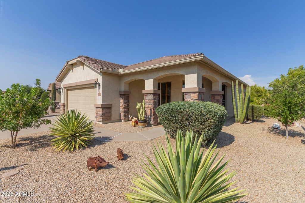 193 W LATIGO Circle, San Tan Valley, AZ 85143 — photo 3