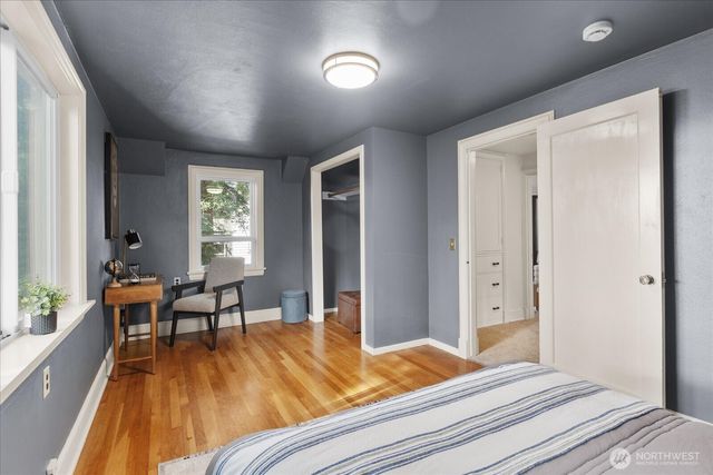 10740 Interlake Avenue N, Seattle, WA 98133