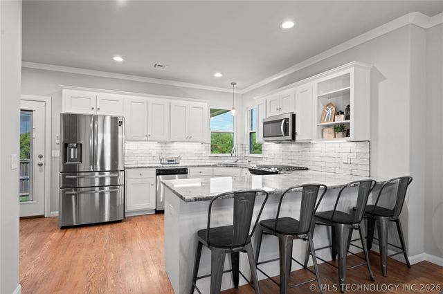 10202 S 226th East Avenue, Broken Arrow, OK 74014
