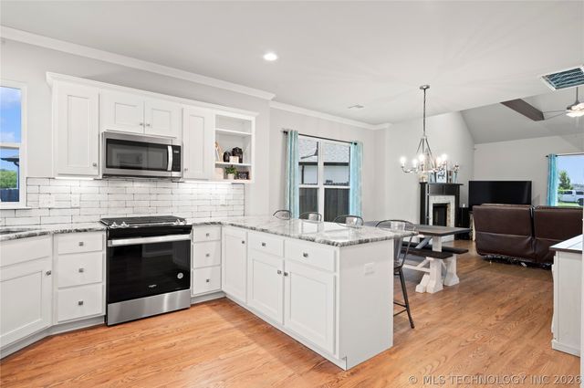 10202 S 226th East Avenue, Broken Arrow, OK 74014