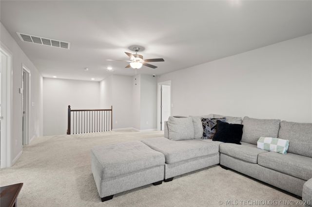 10202 S 226th East Avenue, Broken Arrow, OK 74014
