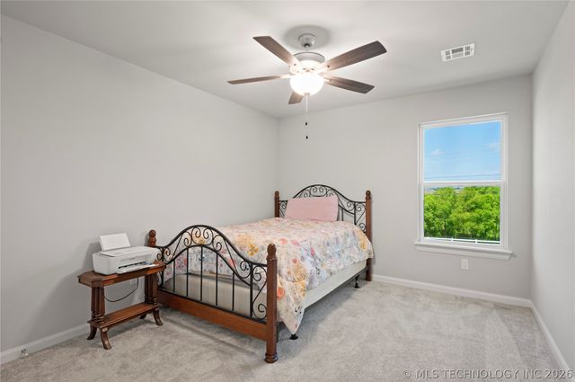 10202 S 226th East Avenue, Broken Arrow, OK 74014