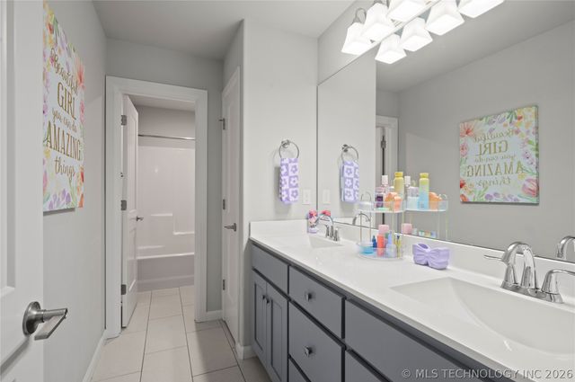 10202 S 226th East Avenue, Broken Arrow, OK 74014