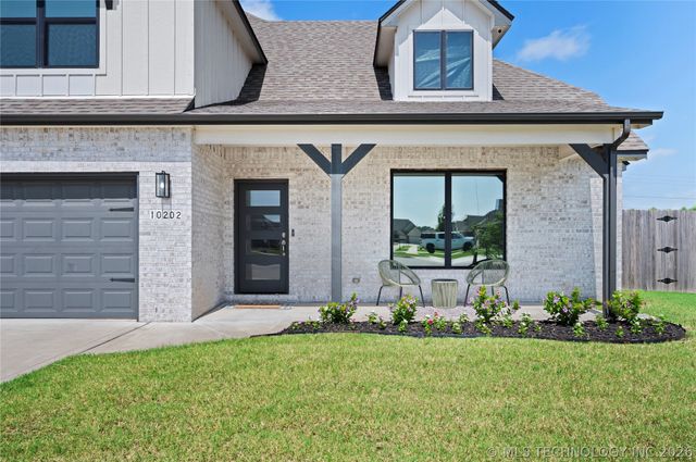 10202 S 226th East Avenue, Broken Arrow, OK 74014