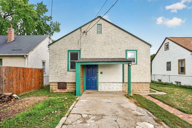 1110 5th Avenue S, South Saint Paul, MN 55075