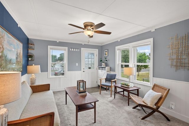 1110 5th Avenue S, South Saint Paul, MN 55075