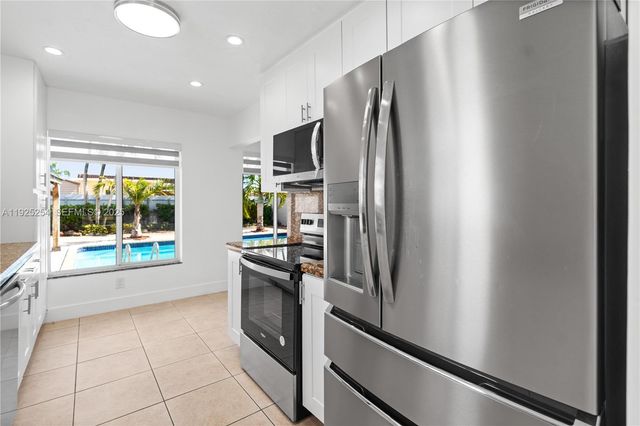 5103 SW 128th Pl, Miami, FL 33175