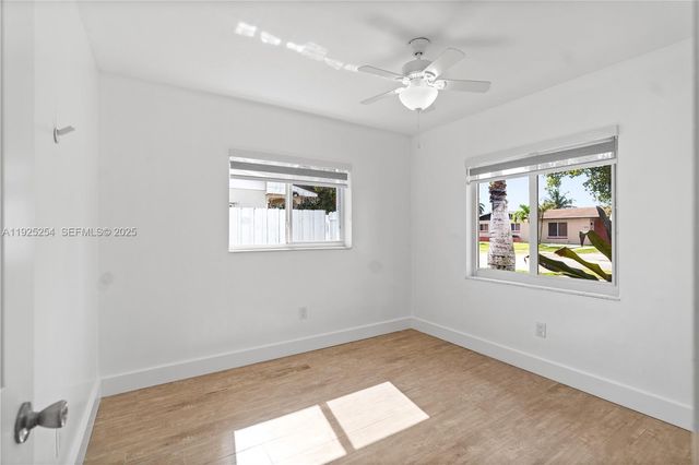 5103 SW 128th Pl, Miami, FL 33175