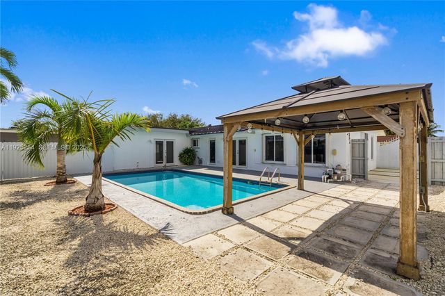 5103 SW 128th Pl, Miami, FL 33175