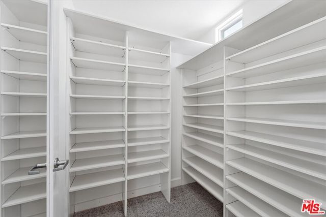 12534 W Fielding Circle 3, Los Angeles, CA 90094
