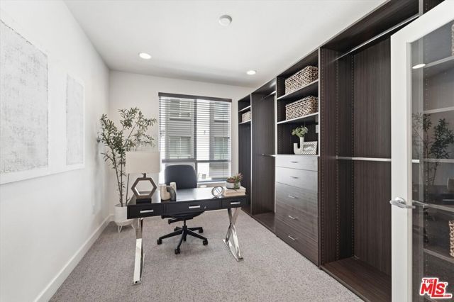 12534 W Fielding Circle 3, Los Angeles, CA 90094