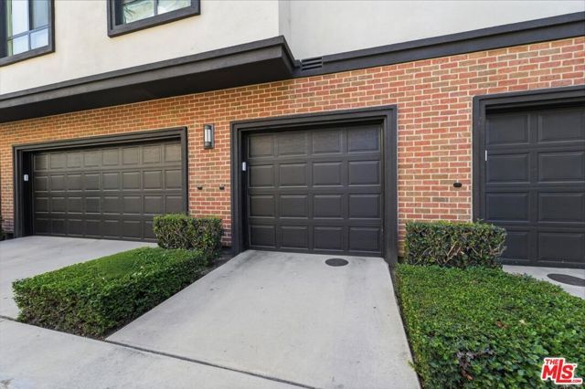 12534 W Fielding Circle 3, Los Angeles, CA 90094