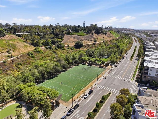 12534 W Fielding Circle 3, Los Angeles, CA 90094