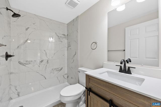 19 HARLOW TOWN RD, Louisa, VA 23093