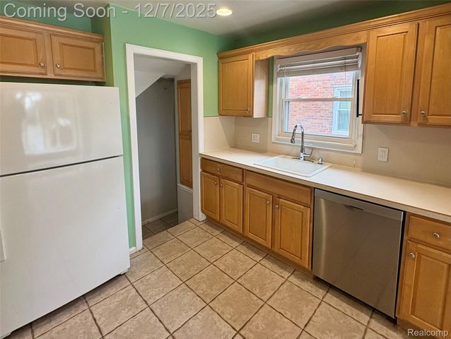 15566 HORGER Avenue, Allen Park, MI 48101