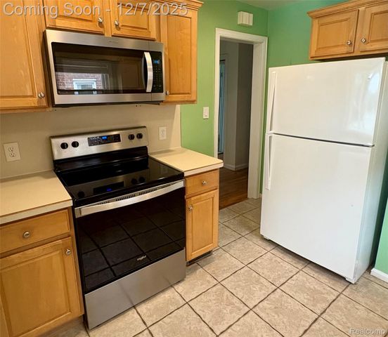 15566 HORGER Avenue, Allen Park, MI 48101